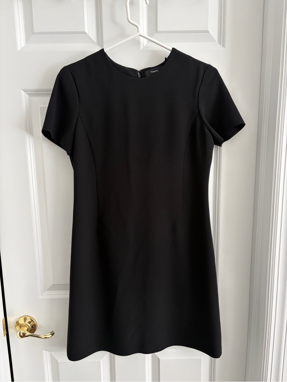 Theory Jatinn Maxyene Black Shift Dress (size 4)